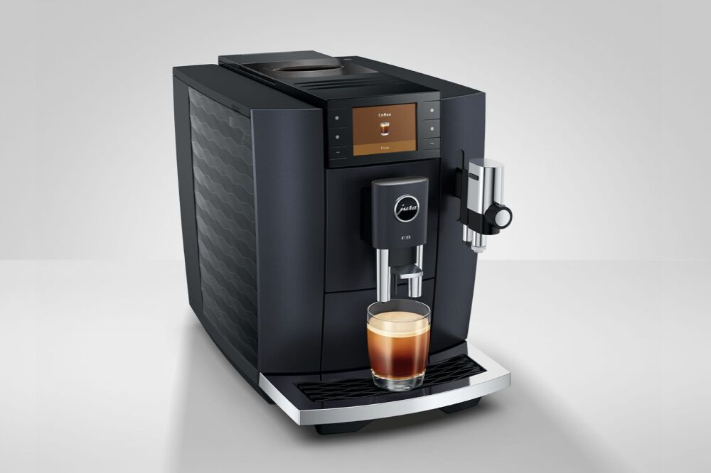 JURA E8 Cosmick Black CZ Distirbuce