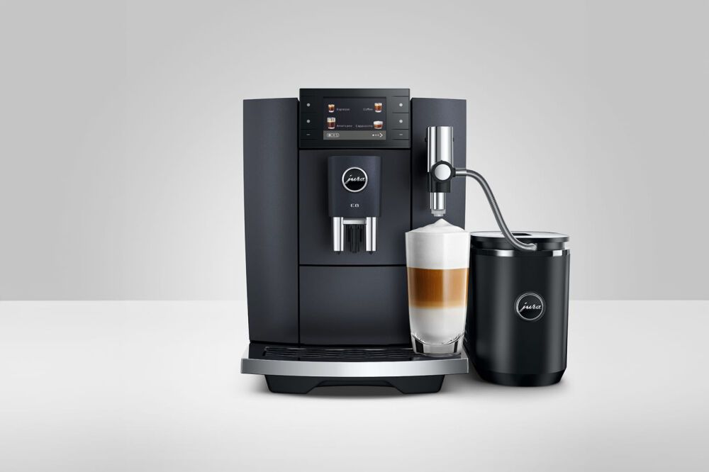 JURA E8 Cosmick Black CZ Distirbuce